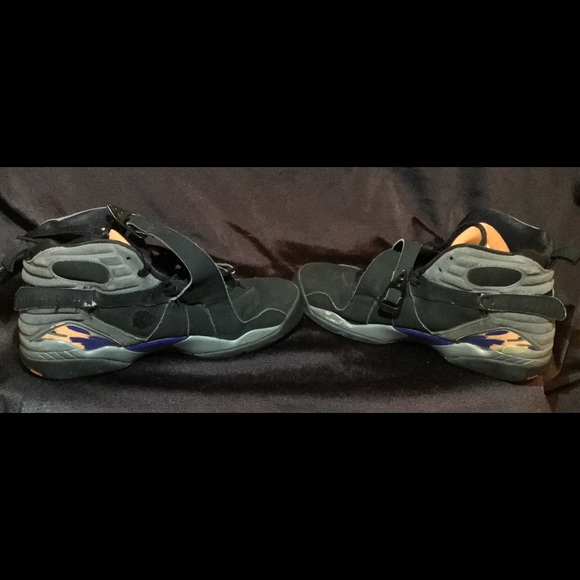Air Jordan 8 Retros - Picture 5 of 6
